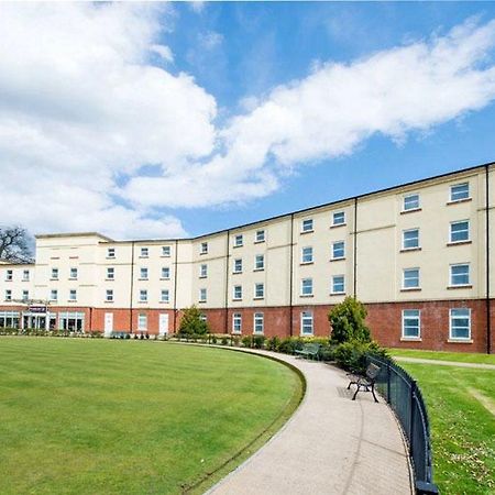 Premier Inn Stoke - Trentham Gardens Exteriér fotografie