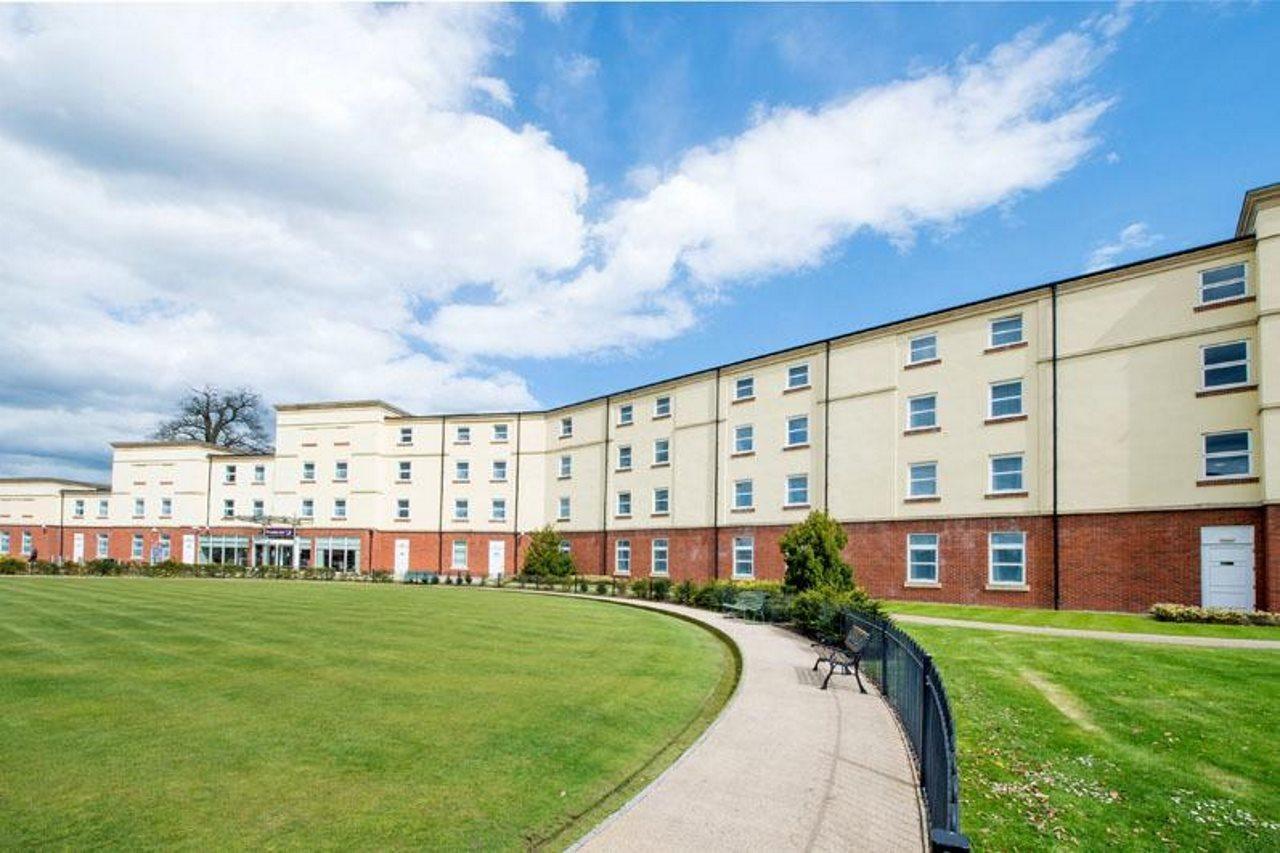 Premier Inn Stoke - Trentham Gardens Exteriér fotografie